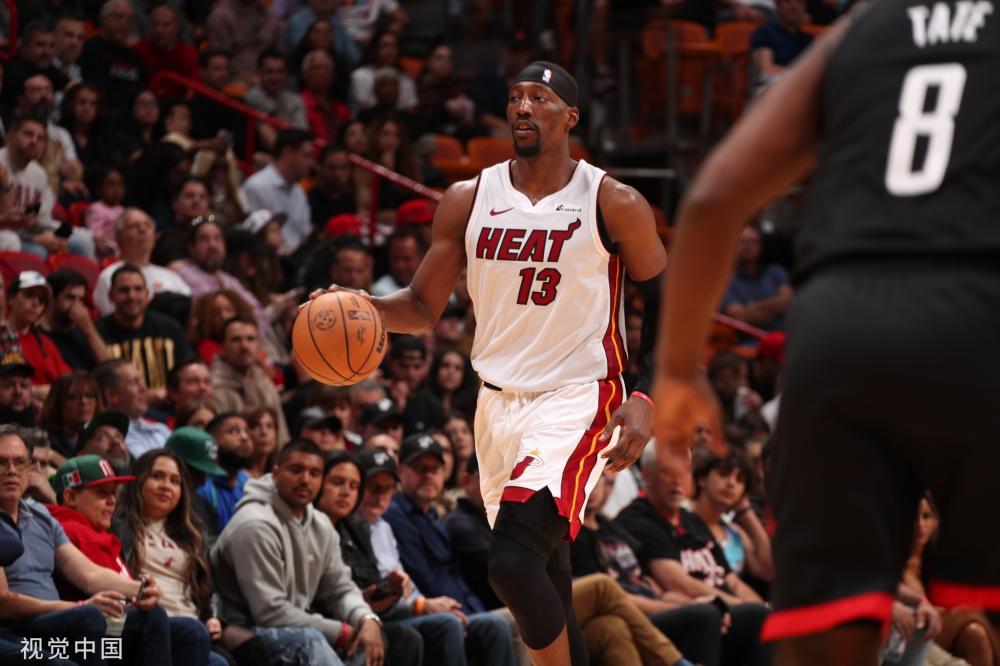 中场签订的 中场签订的