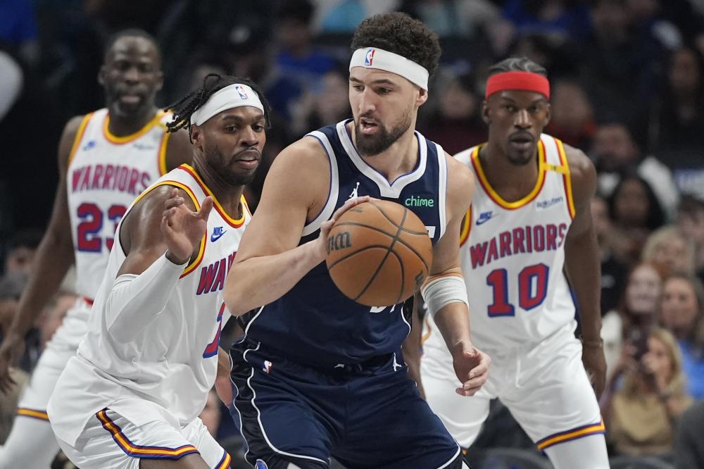 名场面｜日本光头称重现场故意找茬，敖日格勒被激怒，一回合轻松拿下.